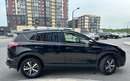 Toyota RAV4, 2018 год, 2 334 000 рублей, 13 фотография