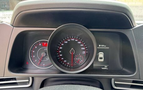 Hyundai Elantra, 2021 год, 2 700 000 рублей, 8 фотография