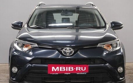 Toyota RAV4, 2017 год, 2 450 000 рублей, 2 фотография