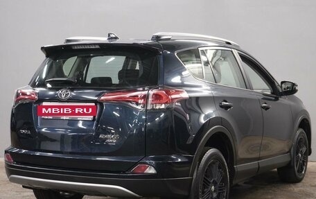 Toyota RAV4, 2017 год, 2 450 000 рублей, 5 фотография