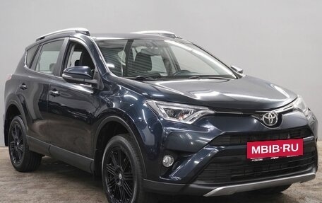 Toyota RAV4, 2017 год, 2 450 000 рублей, 3 фотография