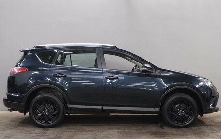 Toyota RAV4, 2017 год, 2 450 000 рублей, 8 фотография