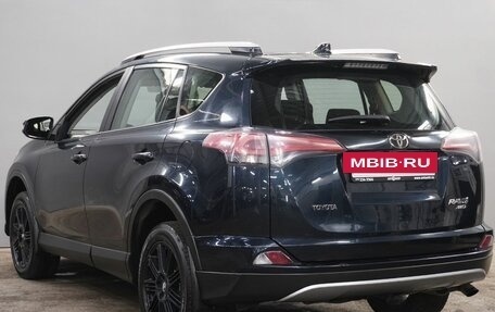 Toyota RAV4, 2017 год, 2 450 000 рублей, 7 фотография