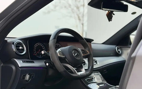 Mercedes-Benz E-Класс AMG, 2018 год, 3 601 013 рублей, 11 фотография