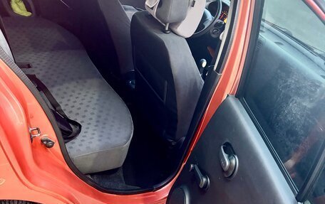 Nissan Micra III, 2004 год, 429 999 рублей, 11 фотография