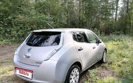 Nissan Leaf I, 2012 год, 535 000 рублей, 8 фотография