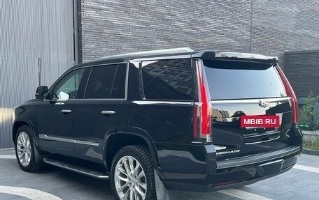 Cadillac Escalade IV, 2020 год, 4 650 000 рублей, 6 фотография