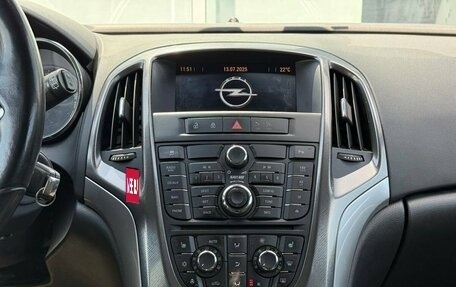 Opel Astra J, 2011 год, 685 000 рублей, 17 фотография