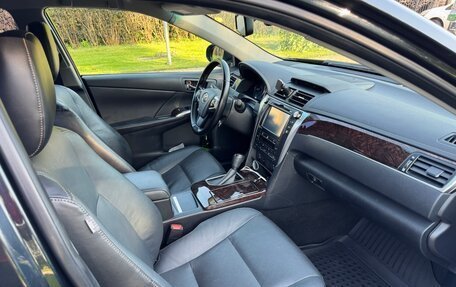 Toyota Camry, 2017 год, 2 595 000 рублей, 5 фотография