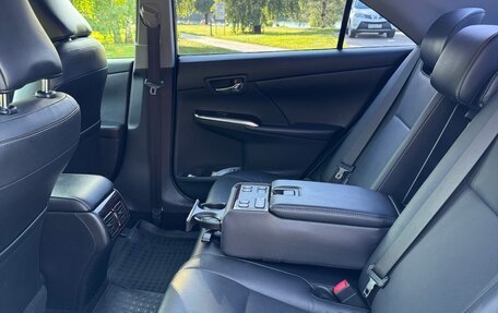 Toyota Camry, 2017 год, 2 595 000 рублей, 9 фотография