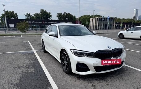 BMW 3 серия, 2019 год, 3 100 000 рублей, 3 фотография