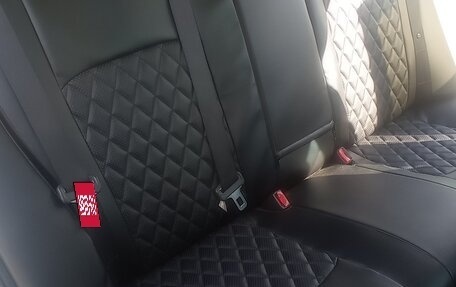 Toyota Avensis III рестайлинг, 2004 год, 700 000 рублей, 7 фотография