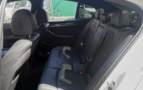 BMW 5 серия, 2017 год, 3 393 000 рублей, 9 фотография