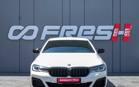 BMW 5 серия, 2017 год, 3 393 000 рублей, 3 фотография