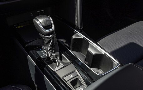 Toyota Camry, 2024 год, 3 950 000 рублей, 13 фотография