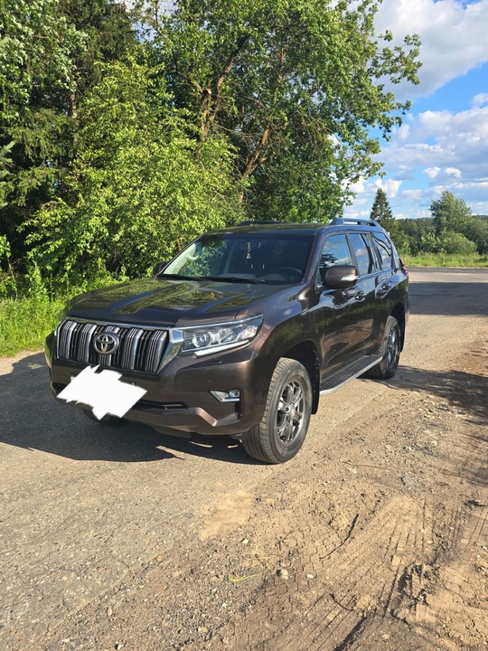 Toyota Land Cruiser Prado 150 рестайлинг 2, 2018 год, 5 200 000 рублей, 4 фотография
