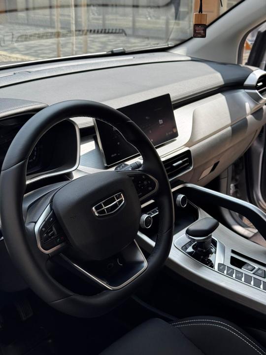 Geely Coolray I, 2022 год, 1 599 000 рублей, 10 фотография