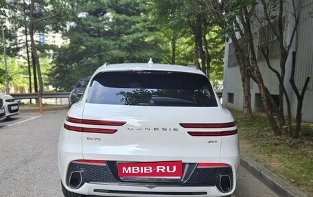 Genesis GV70, 2022 год, 3 700 000 рублей, 3 фотография