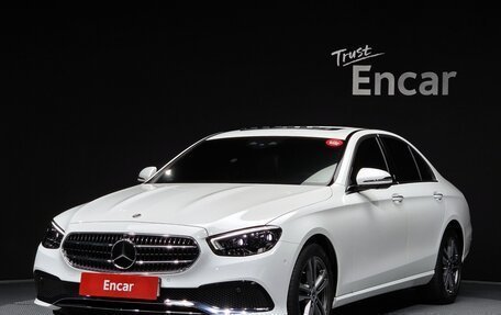 Mercedes-Benz E-Класс, 2021 год, 3 700 045 рублей, 1 фотография