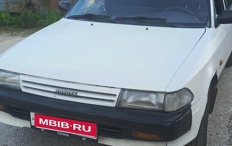 Toyota Carina, 1991 год, 120 000 рублей, 1 фотография