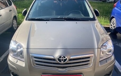 Toyota Avensis III рестайлинг, 2006 год, 750 000 рублей, 1 фотография