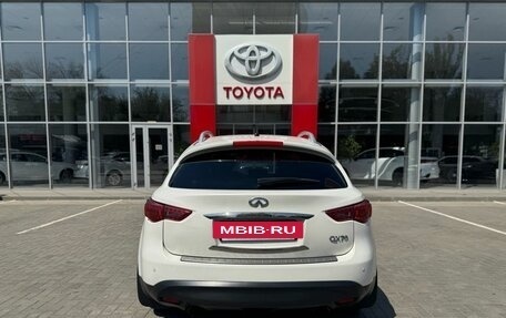 Infiniti QX70, 2014 год, 1 950 000 рублей, 9 фотография