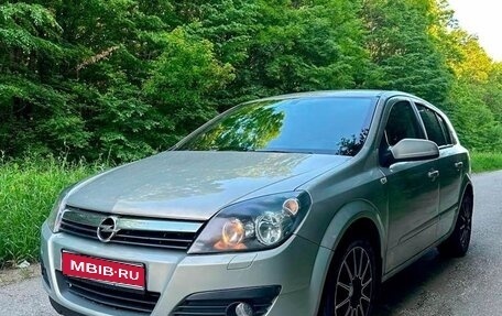 Opel Astra H, 2006 год, 545 000 рублей, 1 фотография