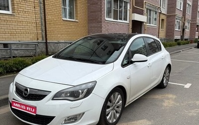 Opel Astra J, 2011 год, 550 000 рублей, 1 фотография