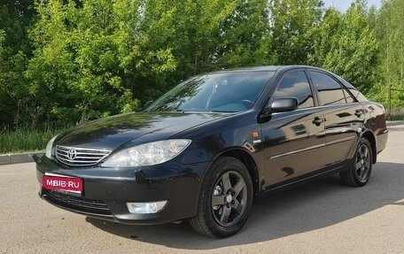 Toyota Camry V40, 2005 год, 740 000 рублей, 1 фотография