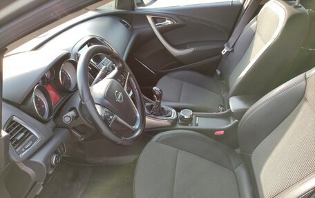 Opel Astra J, 2010 год, 515 000 рублей, 5 фотография