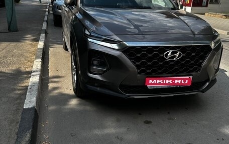 Hyundai Santa Fe IV, 2018 год, 2 950 000 рублей, 1 фотография