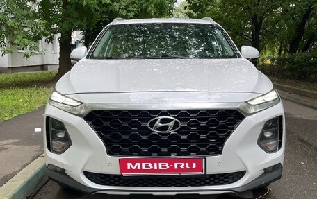 Hyundai Santa Fe IV, 2019 год, 2 450 000 рублей, 1 фотография