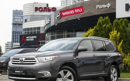 Toyota Highlander III, 2011 год, 1 595 000 рублей, 1 фотография