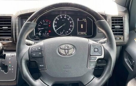 Toyota HiAce H200, 2022 год, 3 750 000 рублей, 12 фотография