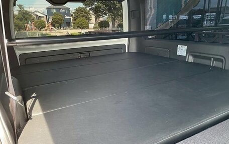Toyota HiAce H200, 2022 год, 3 750 000 рублей, 20 фотография