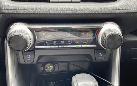 Toyota RAV4, 2022 год, 2 020 000 рублей, 20 фотография