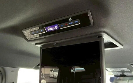 Toyota Noah, 2022 год, 2 495 000 рублей, 19 фотография