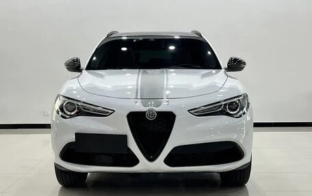 Alfa Romeo Stelvio, 2022 год, 3 391 080 рублей, 12 фотография