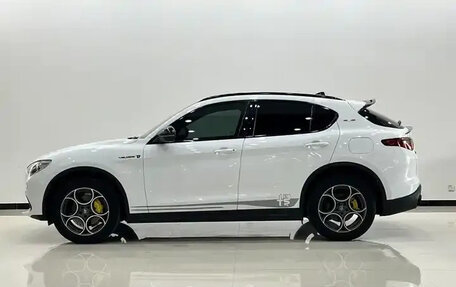 Alfa Romeo Stelvio, 2022 год, 3 391 080 рублей, 21 фотография