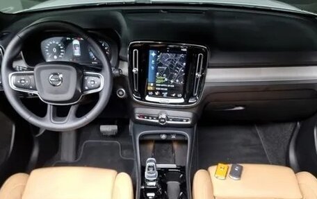 Volvo XC40 I, 2022 год, 3 400 065 рублей, 2 фотография