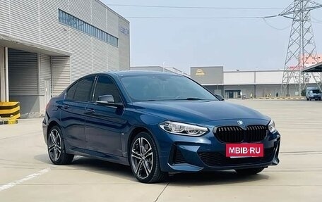 BMW 1 серия, 2022 год, 2 389 900 рублей, 4 фотография