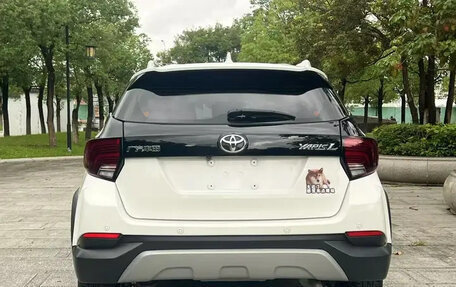 Toyota Yaris XP150 рестайлинг, 2020 год, 1 150 000 рублей, 6 фотография