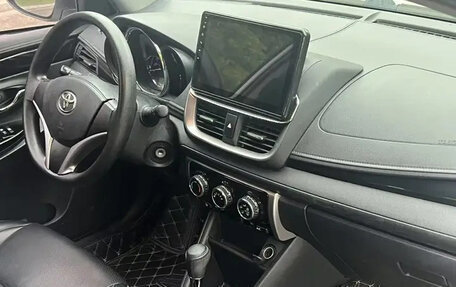 Toyota Yaris XP150 рестайлинг, 2020 год, 1 150 000 рублей, 14 фотография