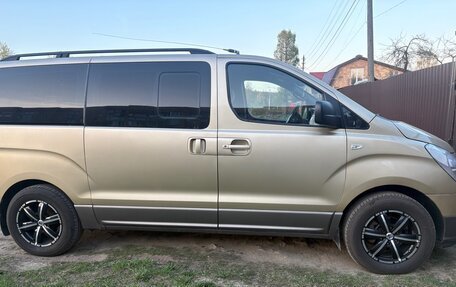 Hyundai H-1 II рестайлинг, 2008 год, 1 200 000 рублей, 3 фотография