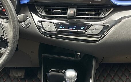 Toyota C-HR I рестайлинг, 2022 год, 1 490 000 рублей, 15 фотография
