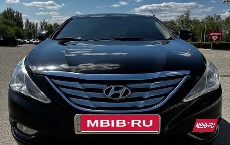 Hyundai Sonata VI, 2011 год, 1 200 000 рублей, 4 фотография