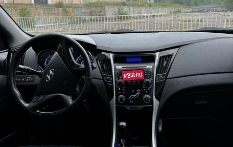 Hyundai Sonata VI, 2011 год, 1 200 000 рублей, 10 фотография