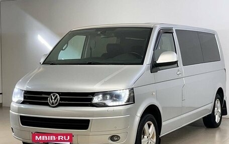 Volkswagen Multivan T5, 2012 год, 1 995 000 рублей, 3 фотография