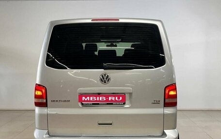 Volkswagen Multivan T5, 2012 год, 1 995 000 рублей, 6 фотография