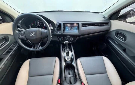 Honda Vezel, 2021 год, 1 445 000 рублей, 7 фотография
